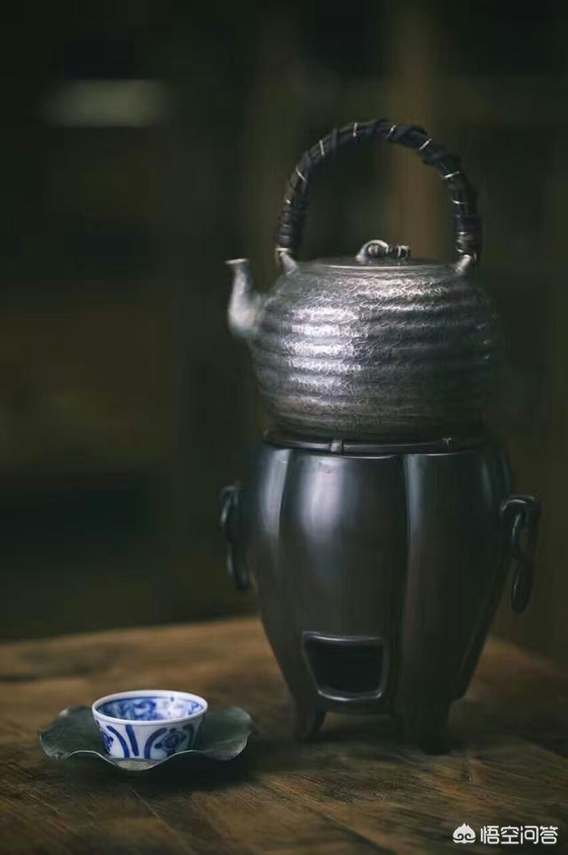 白茶是什么茶有什么功效,白茶和黑茶，喝哪种会好一些？