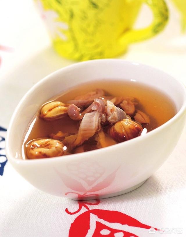 如何区分积食呕吐和受凉呕吐:孩子感冒发烧、积食呕吐，该怎么办？