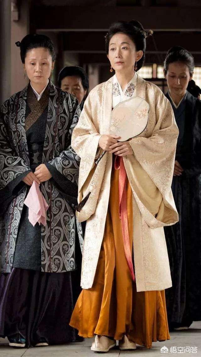 韦飞燕:《知否》里齐衡喜欢的是明兰，为什么嘉成县主要去害荣飞燕