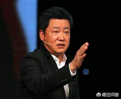 丁芯:中国内地所有知名导演中谁没离过婚？谁和发妻走到最后？