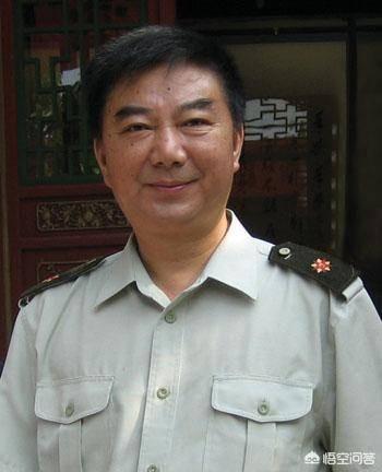 姜昆的徒弟:句号是姜昆的徒弟，为啥没看过他说相声