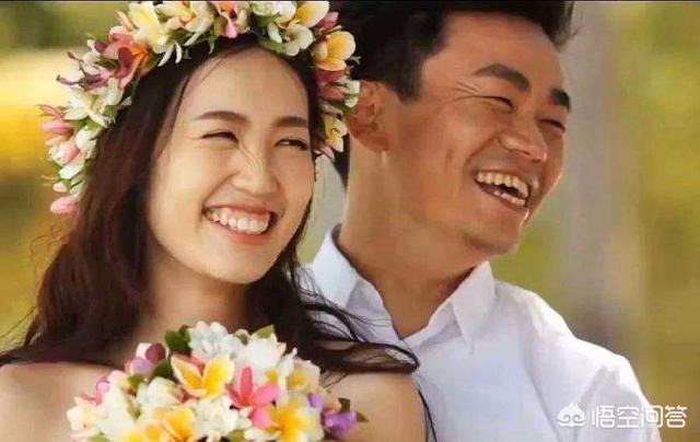董浩声援马蓉:微博账号公益人马蓉真的是马蓉吗？