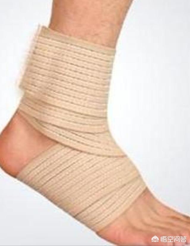 如何预防习惯性崴脚，经常性崴脚与踝关节损伤有关吗