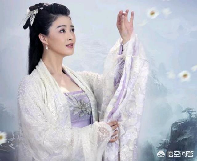 蒋欣大尺度出镜:穿短裙出镜“惊艳”到你的女明星是谁？