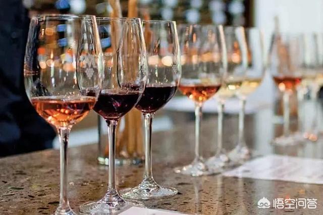 现实中的一杯红酒图片，葡萄酒、干红、红酒有哪些区别你认为哪个更好喝