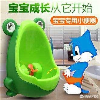 如何快速地教会宝宝自己独立上厕所？