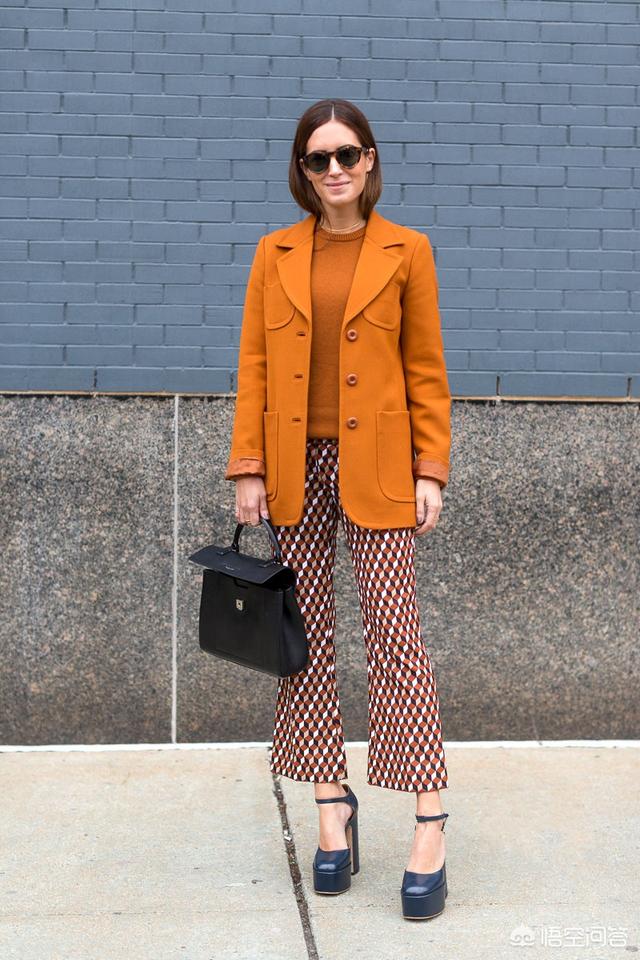鲜橙色上衣搭配什么颜色的裤子好看?-百科网