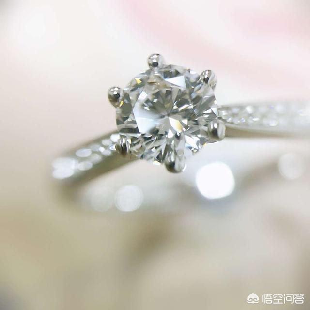 砖石小鸟70分钻戒价格:二万元能买到什么样的钻石戒指？