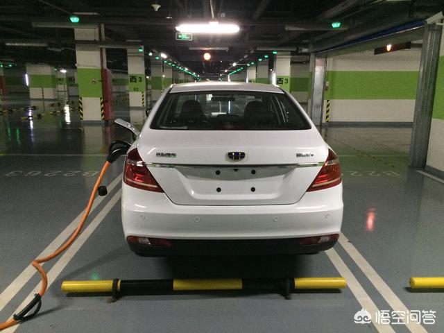 北京新能源汽车吧，坐标北京，应该排新能源车，还是摇油车呢