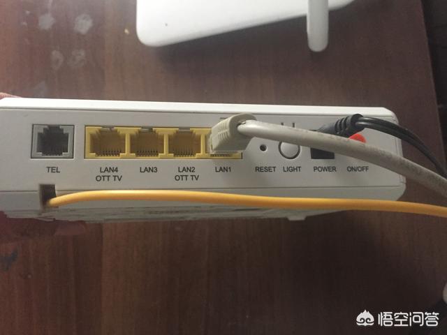 网舞 辅猫:光猫路由器一体机可以分出来用吗？
