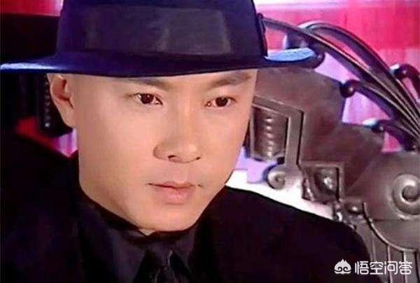 苑琼丹年轻:《僵尸道长》中杨飞云惨死狱中后为什么超度不了