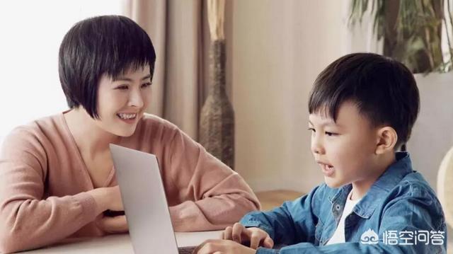 央视主持人张羽:你觉得今日头条对微信冲击大吗为什么