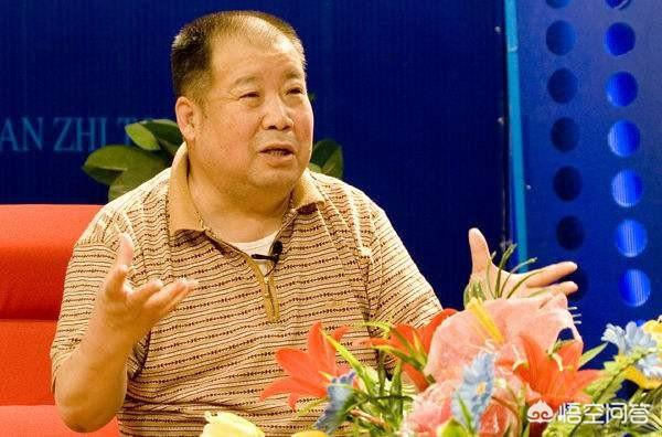 郑州90后活剥小狗图片疯传:有人说二月河评价不高，这是为什么？你怎么看？