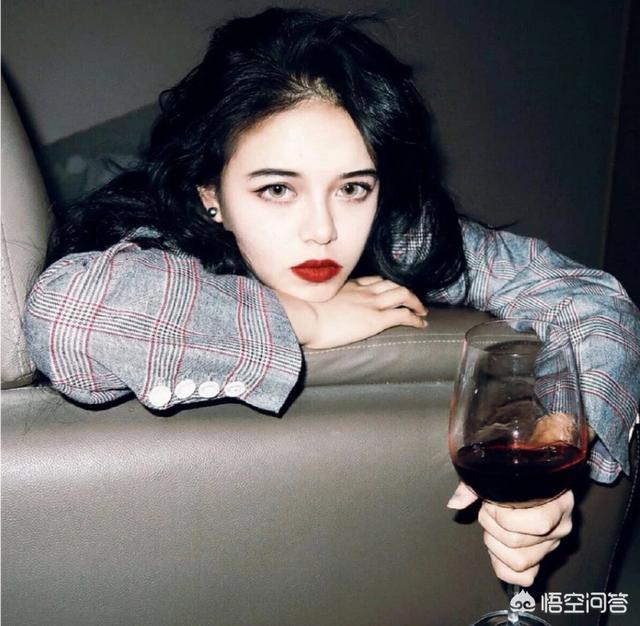 王俊凯整容:古力娜扎王俊伊要拍新版《神雕侠侣》