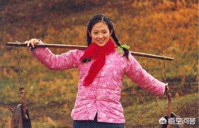 章子怡年龄:TVB女星宣萱50岁演少女，和刘嘉玲章子怡相比，谁更雷人？