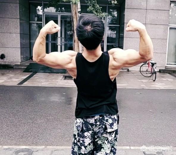 肩部肌肉训练瓶颈期该怎么突破？