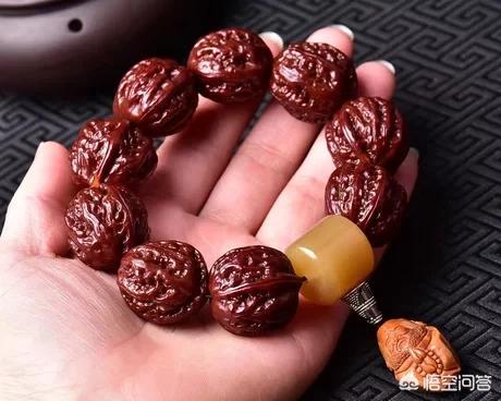 玉怎么玩才能包浆,给文玩和玉器包浆的原理是什么？