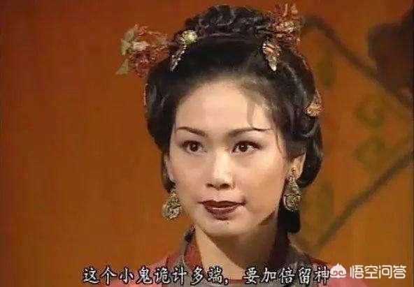宫洺喜欢谁:电影小时代里顾里也是富二代。为什么顾源的妈妈不喜欢她