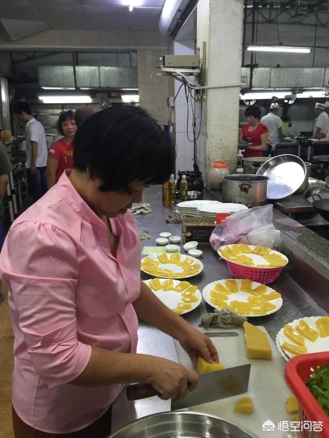 蹭来蹭去是什么意思联系生活实际:作为摄影爱好者，你怎么看待“偷拍”、“摆拍”和“蹭拍”？