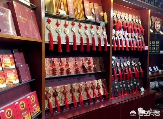 买玉镯子需要注意什么,旅游景区买玉需要注意什么？