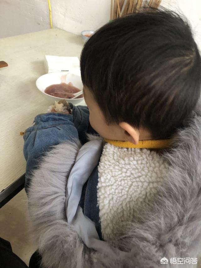 重庆僵尸男孩:有哪些本以为是细思极恐的恐怖故事，结果却是搞笑段子？
