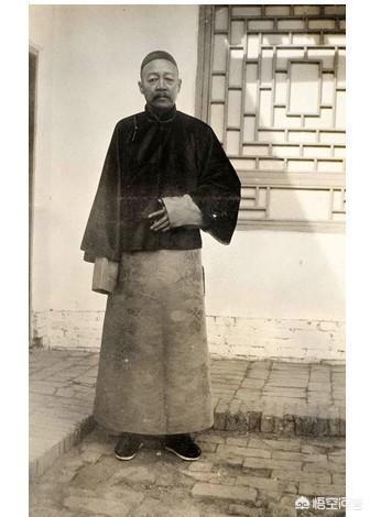 义子夺家产成白眼狼的典故:一代赌王何鸿燊病逝，那位大神能简单介绍一下？