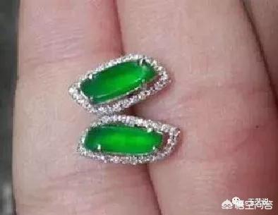 玉镯断了包金需要多少钱,玉镯断成3截，有办法补救吗？
