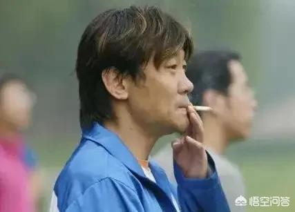 邱启明身高:曝前国脚高峰因贩毒被逮捕，你怎么看？