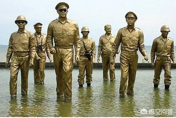 美国五星上将麦克阿瑟是怎样被解职的？为什么？插图13