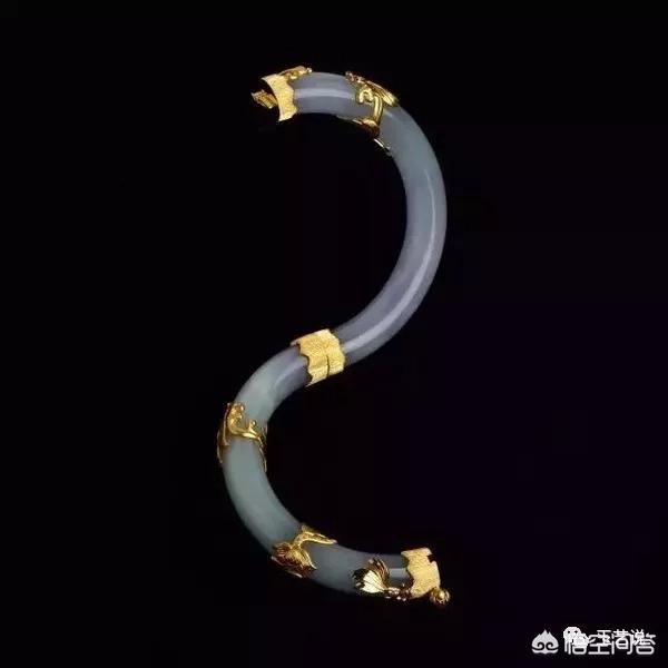 玉镯断了包金需要多少钱,玉镯断成3截，有办法补救吗？