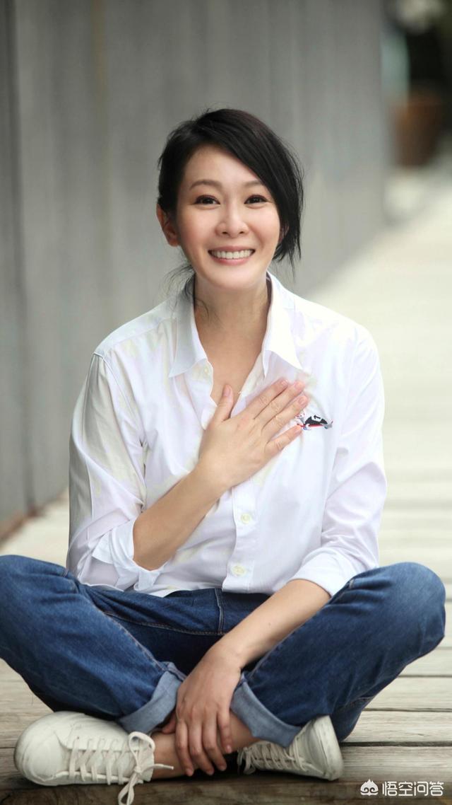 女人与发情的公牛:人类会不会像其他动物一样，也有“发情期”？