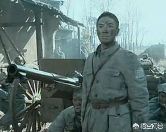 拜宠爽作用原理:大炮在开炮后为什么炮管会往后缩？原理和作用是什么？