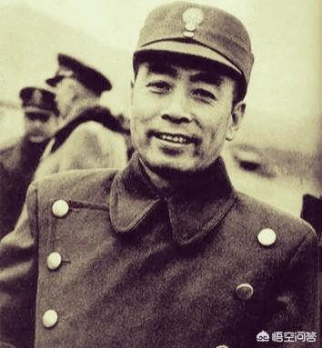 朱执信:买民国旧书时发现一张民国时期的邮票，请教邮票背景和价值？
