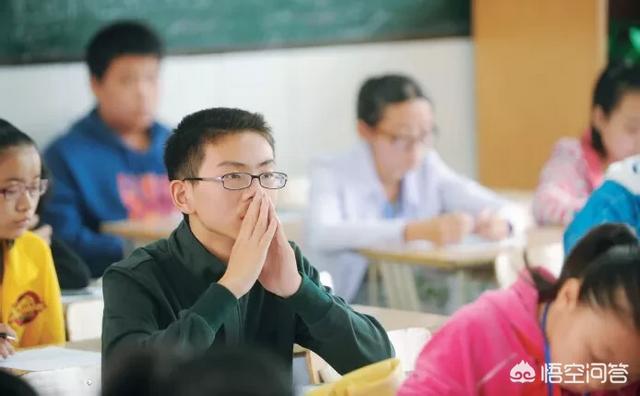 信佛的家庭孩子成绩差,孩子期末的考试成绩不好，有关系吗？