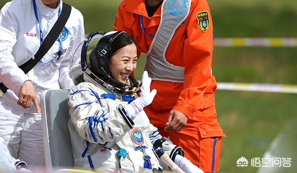 刘洋简历，为什么女性宇航员要结完婚才能上太空