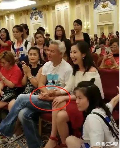 张庭的老公是谁:张庭老公晒全家福否认出轨传闻，你怎么看？