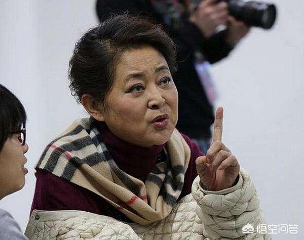 陈红图片:为什么倪萍陈红跟了陈凯歌以后都超速衰老，完全无过渡