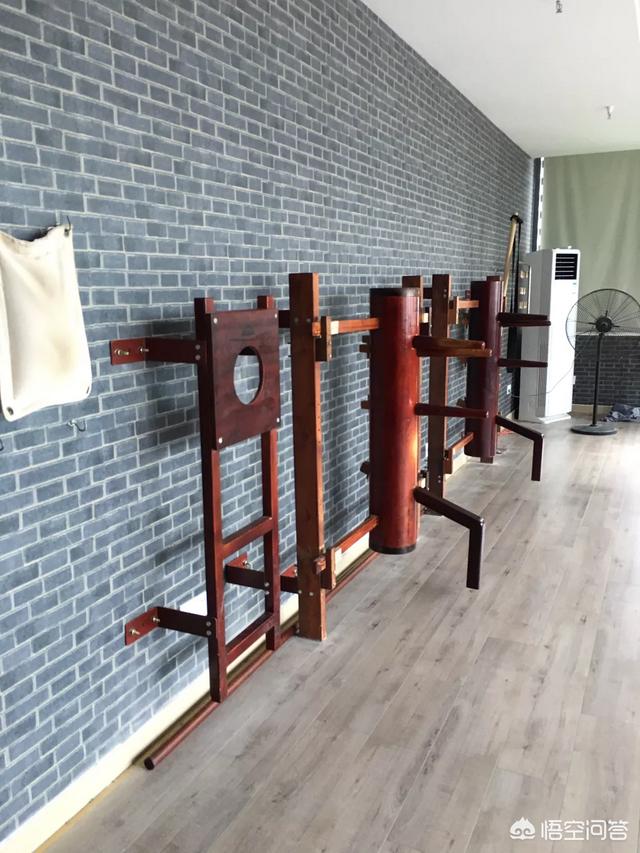 张天志:从师承和修为各个方面来说，张天志和叶问谁才是咏春正宗？