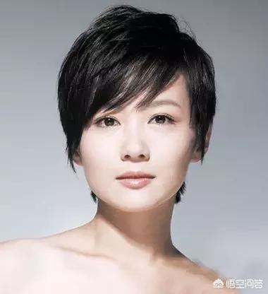 孙俪短发发型图片:方脸的女生适合什么发型，发色？