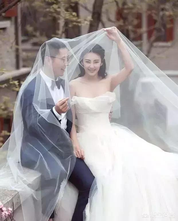 张雨绮老公:张雨绮与前夫离婚又复合，新时代女性人设是否崩塌你怎么看