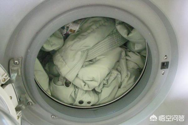 羽绒服可以用洗衣机清洗吗?，洗衣机带羽绒服清洗功能可以洗羽绒服吗?