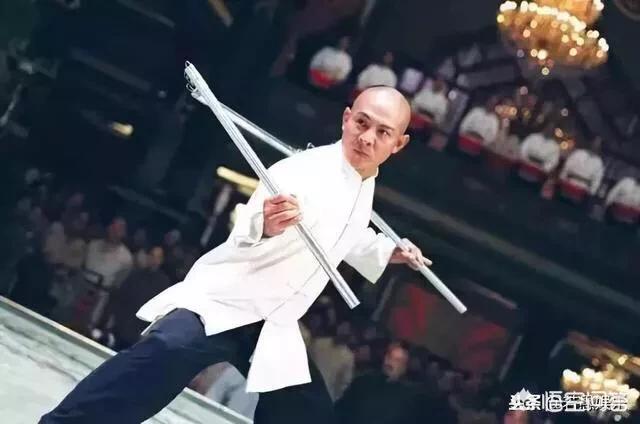 黄晓明的老婆:如果黄晓明和李连杰拍的电影同时上映，谁的电影更卖座