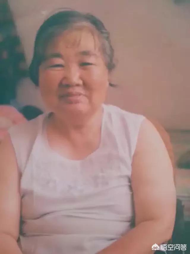 在你心目中世界上最漂亮的一个人是谁？原因是什么？