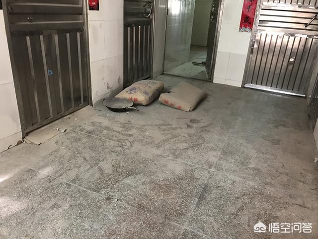 深圳庙街灵异事件:和另一半睡觉时最哭笑不得的事情是什么？