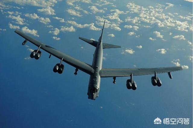 美军B-2轰炸机在基地紧急迫降，美军为何要将B-2隐形轰炸机部署到夏威夷？