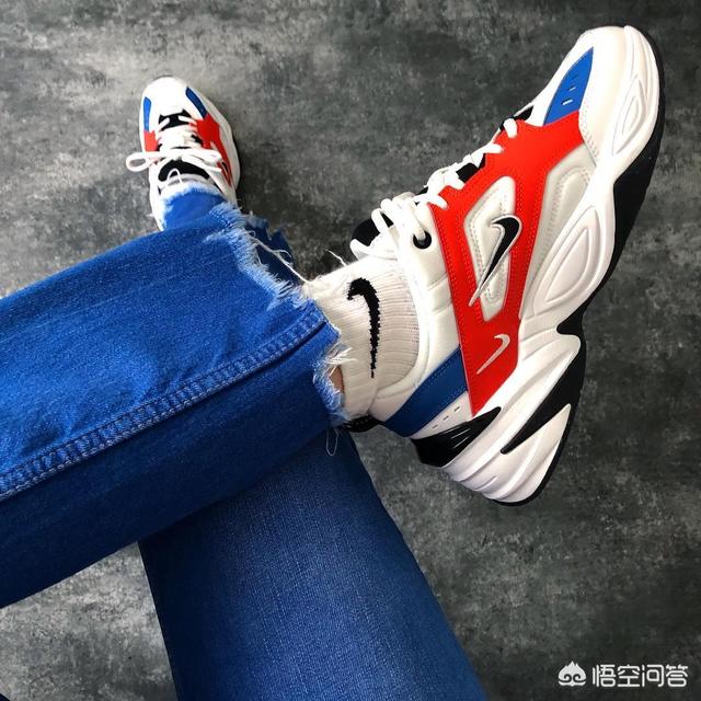 红狞猫鞋的图片:初夏如何搭配“绑带鞋”，怎么搭配更有回头率？