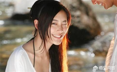 宫洺喜欢谁:电影小时代里顾里也是富二代。为什么顾源的妈妈不喜欢她