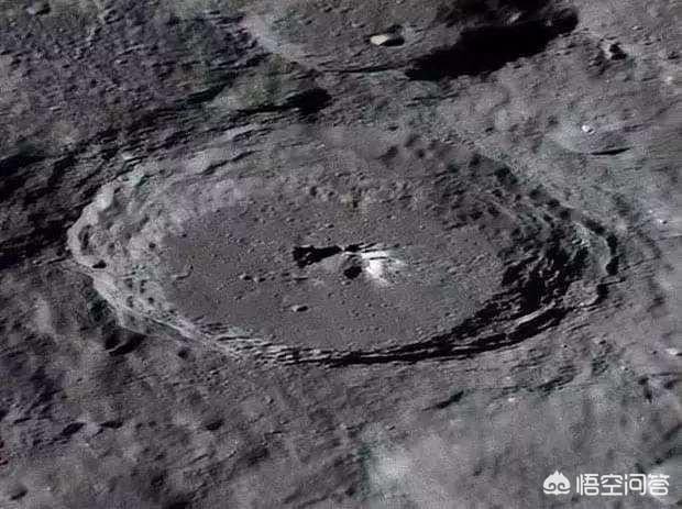 月亮的神秘，月球最大的陨石坑下方可能隐藏着哪些神秘物质