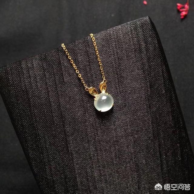 项链的含义,什么样的项链吊坠比较好看？