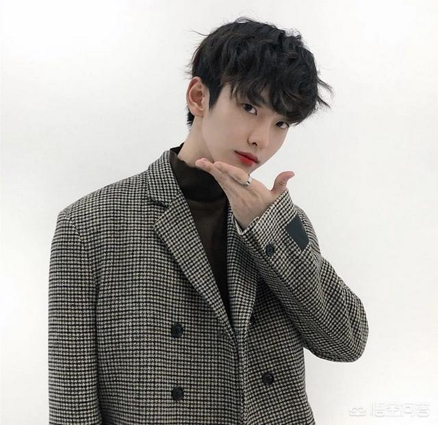 六七厘米长度的男生头发能烫什么发型？